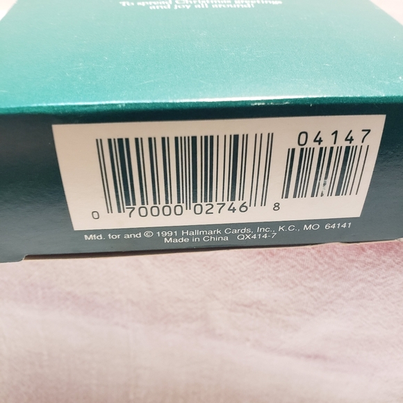 Beautiful Vintage 1991 Hallmark Keepsake Ornament new in original packaging. - Picture 13 of 13